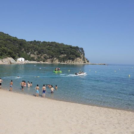 Happy Camp Mobile Homes In Camping Senia Cala Canyelles Lloret de Mar Exterior photo