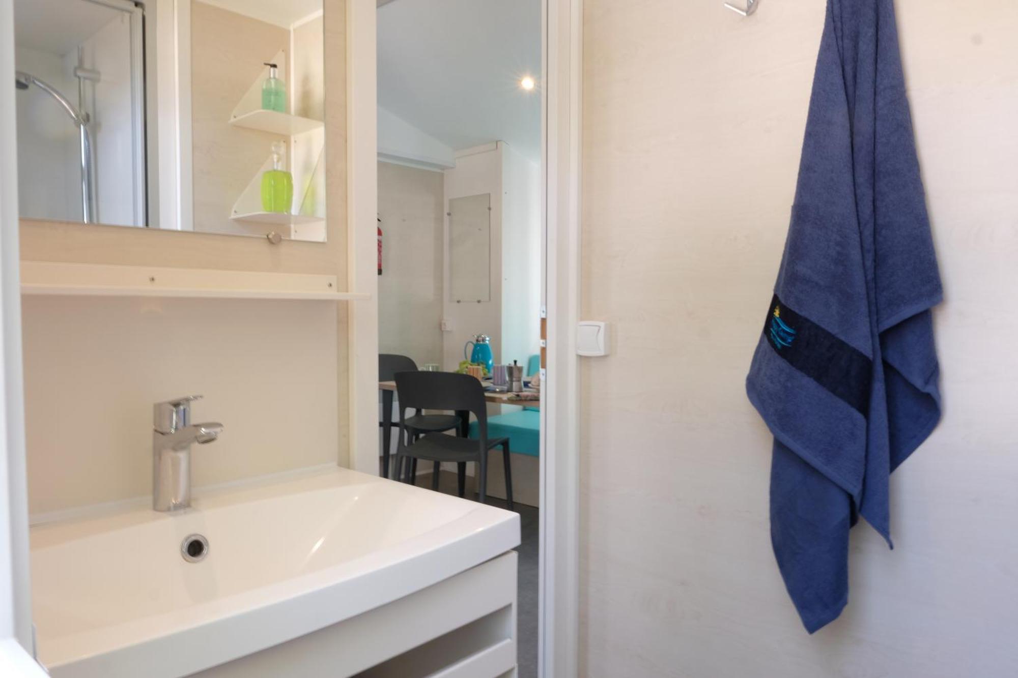 Happy Camp Mobile Homes In Camping Senia Cala Canyelles Lloret de Mar Exterior photo